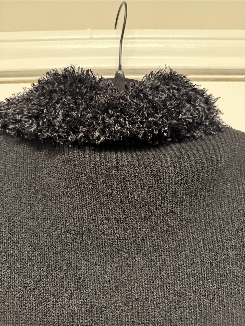 Max Studio: Black Faux Fur Collared Cardigan - Picture 5 of 8